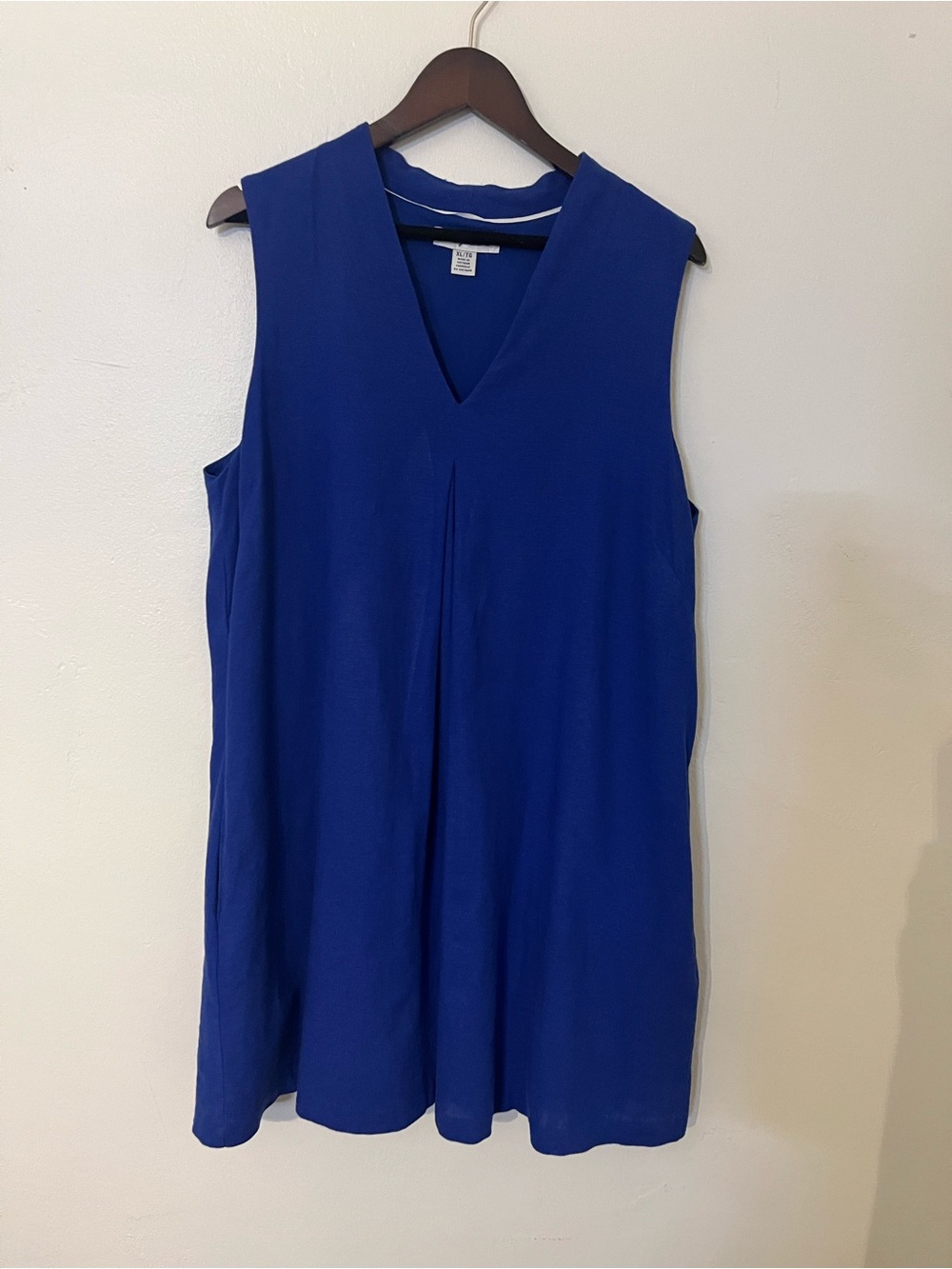 Tommy Bahama Royal Blue Sleeveless V-Neck Tunic